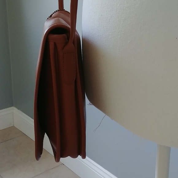 Coach - Picture 3 of 8